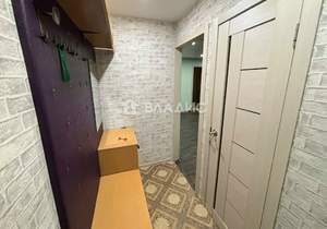 2-к квартира, вторичка, 43м2, 1/5 этаж