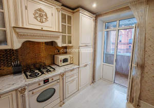 3-к квартира, вторичка, 77м2, 3/3 этаж