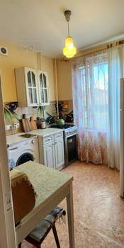 3-к квартира, вторичка, 57м2, 1/9 этаж