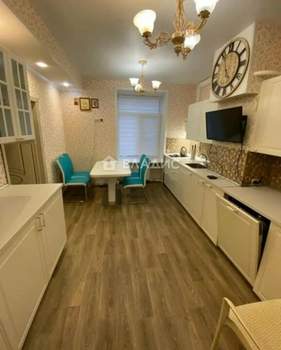 2-к квартира, вторичка, 71м2, 1/5 этаж