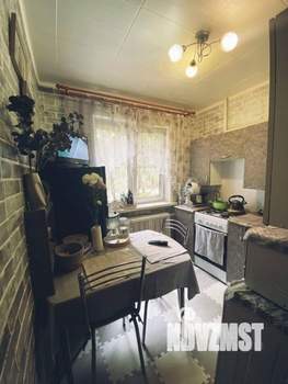 2-к квартира, вторичка, 43м2, 1/5 этаж