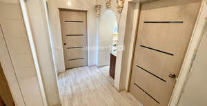 3-к квартира, вторичка, 68м2, 1/4 этаж