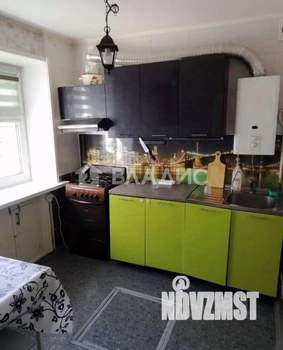 2-к квартира, вторичка, 43м2, 1/4 этаж