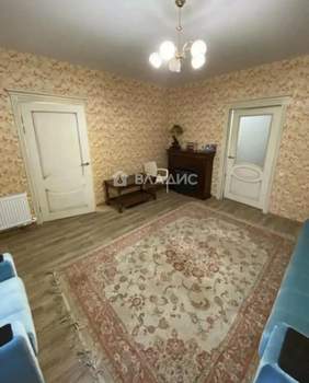 2-к квартира, вторичка, 71м2, 1/5 этаж