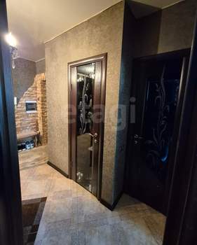 3-к квартира, вторичка, 75м2, 9/10 этаж