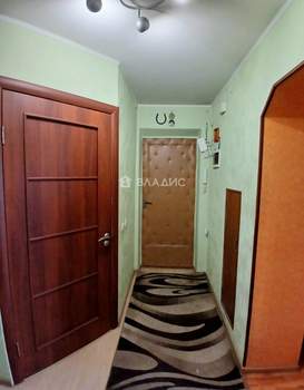 3-к квартира, вторичка, 63м2, 5/5 этаж