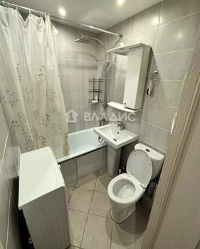 2-к квартира, вторичка, 43м2, 1/5 этаж