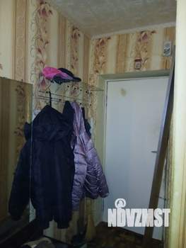 2-к квартира, вторичка, 42м2, 1/5 этаж