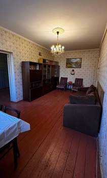 3-к квартира, вторичка, 57м2, 1/4 этаж
