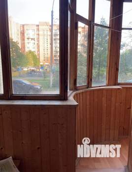 2-к квартира, вторичка, 57м2, 1/13 этаж