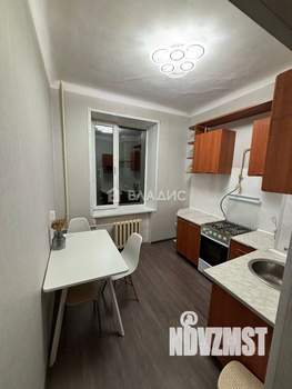 2-к квартира, вторичка, 49м2, 4/4 этаж