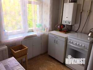 2-к квартира, вторичка, 42м2, 4/5 этаж