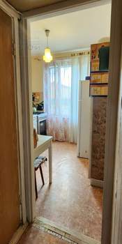 3-к квартира, вторичка, 57м2, 1/9 этаж