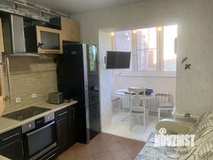 2-к квартира, вторичка, 68м2, 2/15 этаж