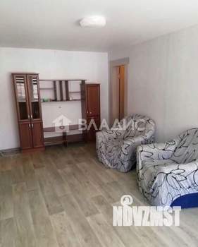 2-к квартира, вторичка, 43м2, 1/4 этаж