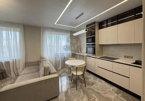 2-к квартира, вторичка, 61м2, 7/17 этаж