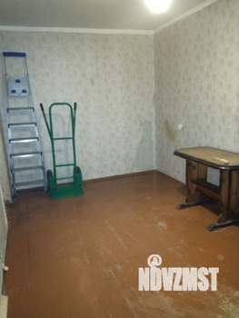 2-к квартира, вторичка, 42м2, 1/9 этаж