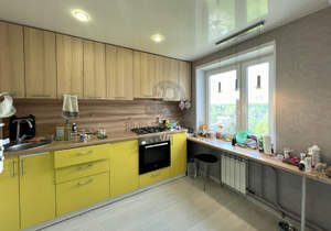 3-к квартира, вторичка, 68м2, 9/9 этаж