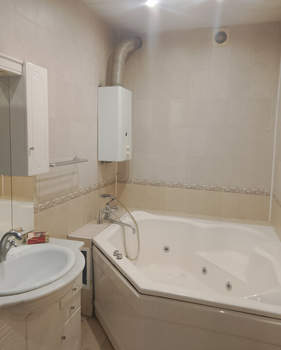 4-к квартира, вторичка, 108м2, 3/5 этаж