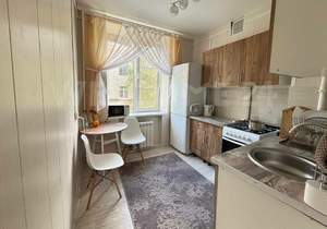 2-к квартира, вторичка, 50м2, 3/4 этаж