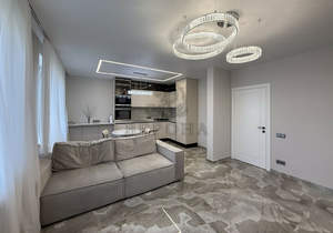 2-к квартира, вторичка, 61м2, 7/17 этаж