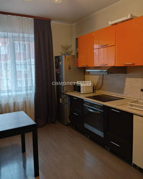 2-к квартира, вторичка, 65м2, 8/14 этаж