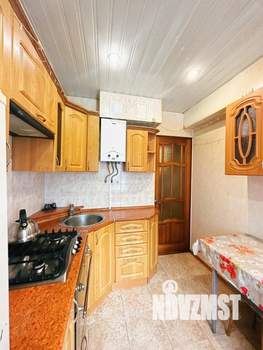 2-к квартира, вторичка, 42м2, 1/5 этаж