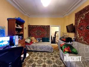 2-к квартира, вторичка, 66м2, 3/5 этаж