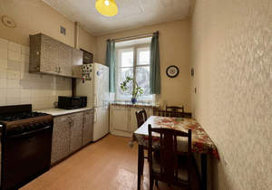 2-к квартира, вторичка, 60м2, 3/5 этаж