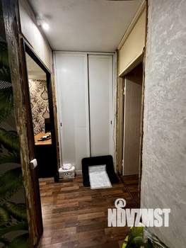 3-к квартира, вторичка, 58м2, 2/5 этаж