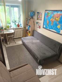2-к квартира, вторичка, 43м2, 1/4 этаж