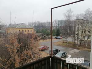 2-к квартира, вторичка, 58м2, 3/3 этаж