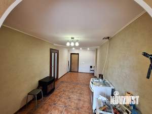 2-к квартира, вторичка, 39м2, 1/9 этаж