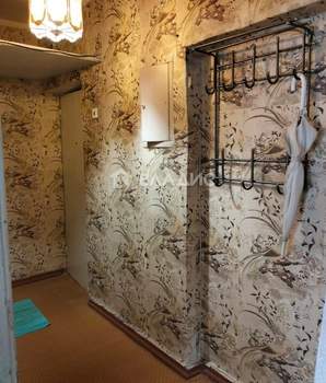 2-к квартира, вторичка, 46м2, 3/3 этаж