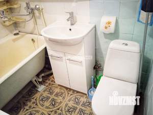 2-к квартира, вторичка, 42м2, 5/5 этаж