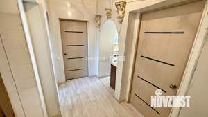 3-к квартира, вторичка, 68м2, 1/4 этаж