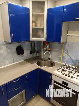 2-к квартира, вторичка, 43м2, 1/4 этаж