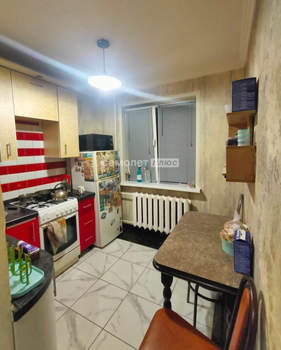 2-к квартира, вторичка, 44м2, 1/5 этаж