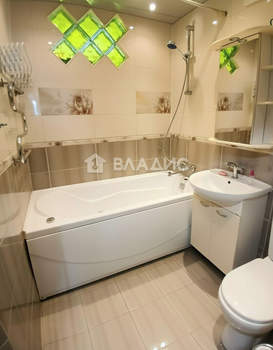 3-к квартира, вторичка, 63м2, 5/5 этаж