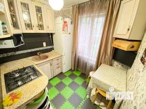 3-к квартира, вторичка, 57м2, 1/5 этаж