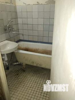 2-к квартира, вторичка, 42м2, 1/9 этаж