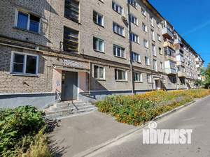 2-к квартира, вторичка, 42м2, 1/5 этаж