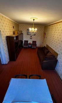 3-к квартира, вторичка, 57м2, 1/4 этаж