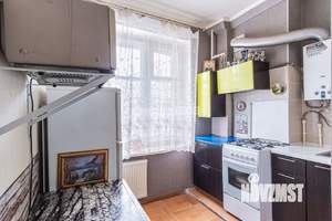 3-к квартира, вторичка, 61м2, 2/4 этаж