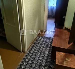 2-к квартира, вторичка, 42м2, 3/5 этаж