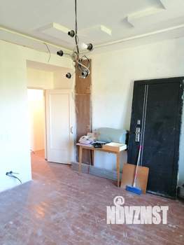 2-к квартира, вторичка, 58м2, 3/3 этаж