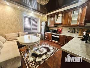 3-к квартира, вторичка, 80м2, 1/10 этаж