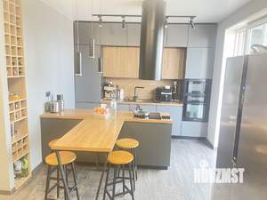 3-к квартира, вторичка, 70м2, 14/17 этаж