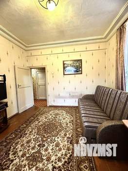 2-к квартира, вторичка, 50м2, 1/4 этаж