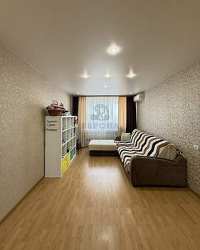 2-к квартира, вторичка, 43м2, 9/9 этаж